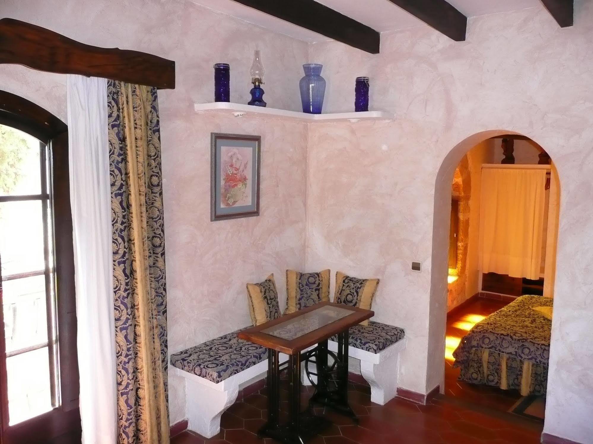 Petit Hotel Ses Rotges - Only Adults Cala Ratjada  Exterior photo