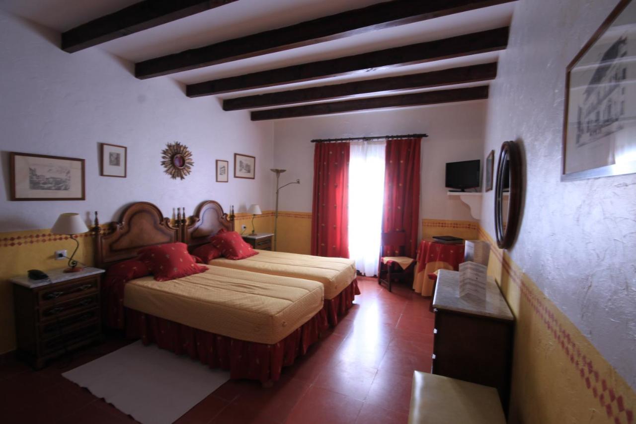 Petit Hotel Ses Rotges - Only Adults Cala Ratjada  Exterior photo